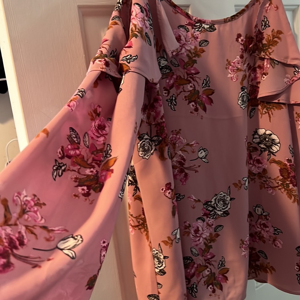 Blouse - Picture 2 of 5